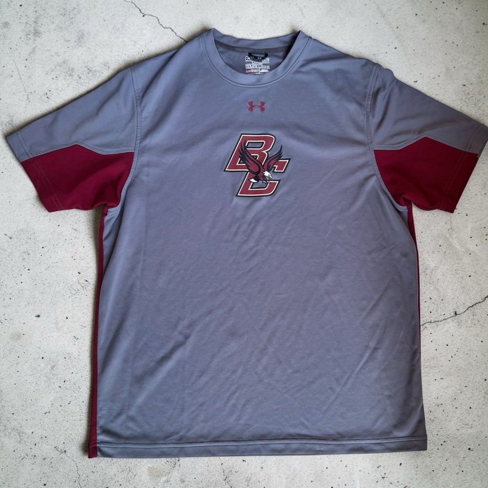 Under Armour Boston College Eagles HeatGear Gray Red Shirt Men’s Large