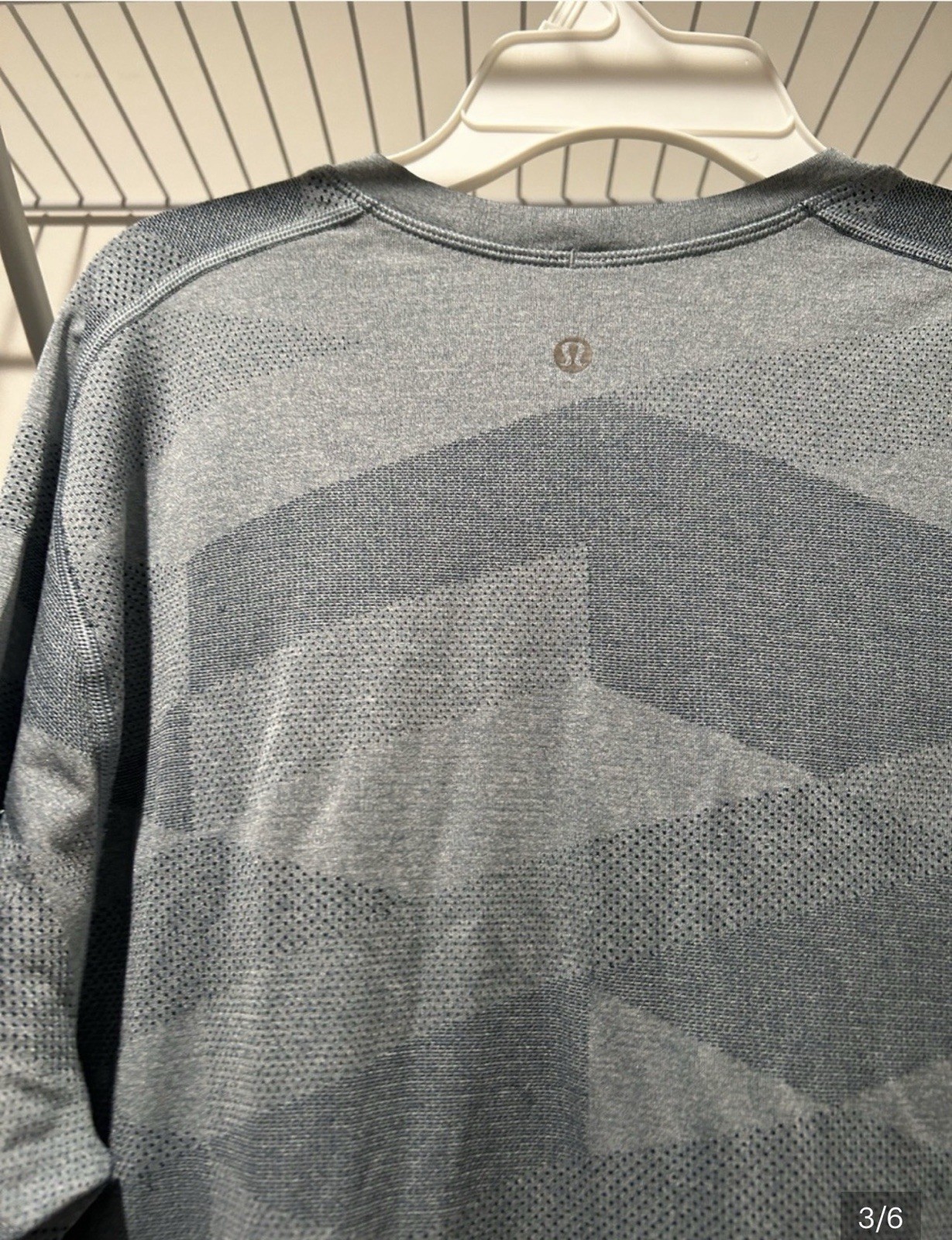 Lululemon Men’s L Slate Blue Grayish Performance Short Sleeve Tee Shirt gallery