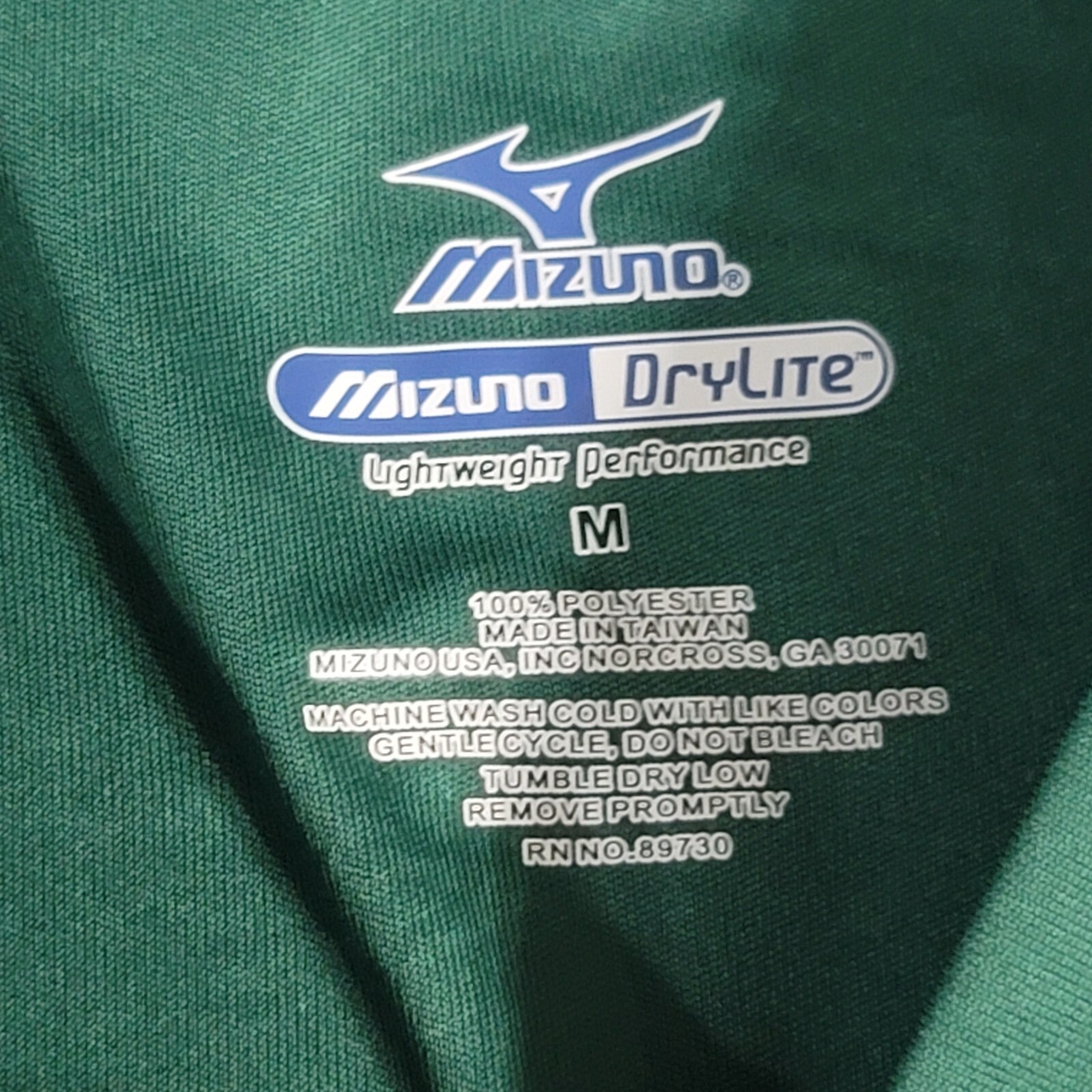 NWT Sz Medium Mizuno DryLite Baseball/Golf 1/4 Button Shirt Lightweight Green gallery