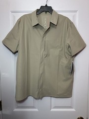 Size M Nike 24.7 Perfect Stretch Mens Dri-FIT Top Desert Khaki Brown HQ6958-253