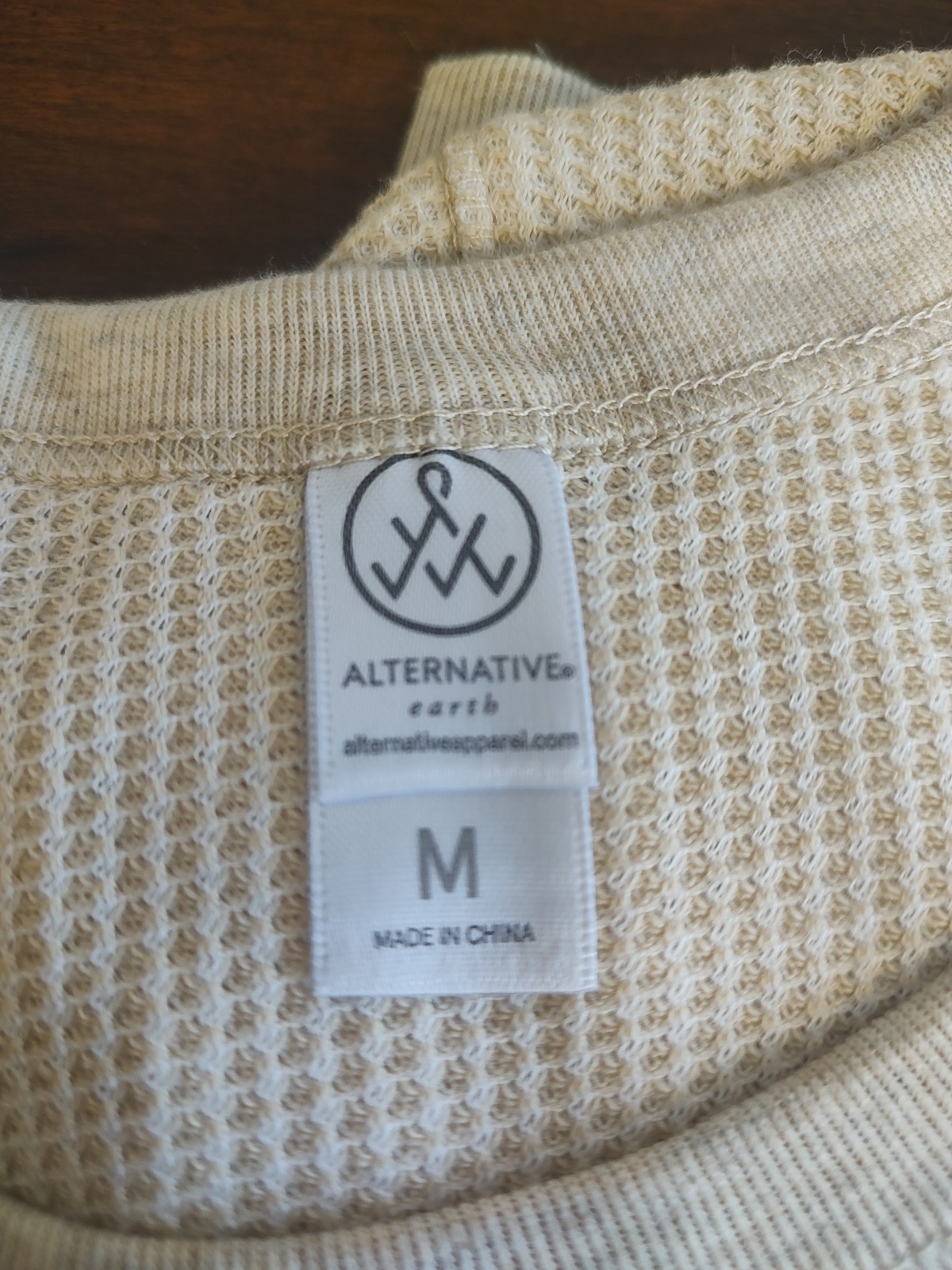 Mens Size Medium M Alternative Apparel Thermal Shirt Beige gallery