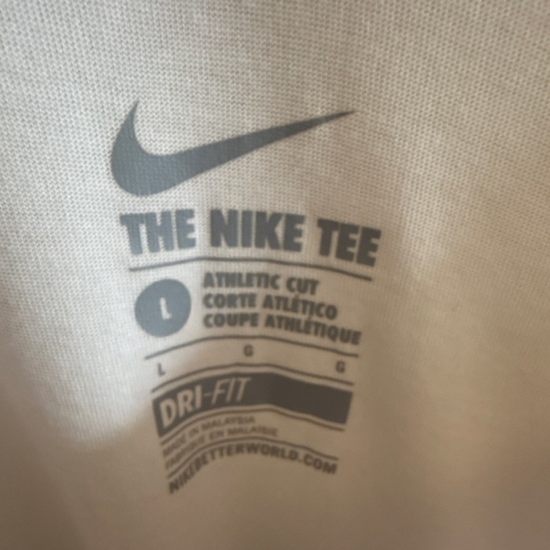 Nike Tee Dri-FIT Men's L White young LeBron James Print Crew Neck Athletic Fit gallery