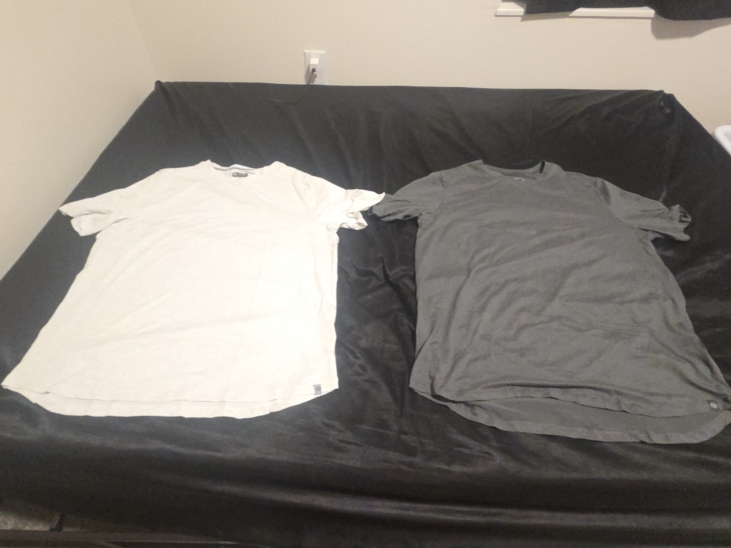 2 Mondetta Outdoor Project Short Sleeve Crew Neck Active Wear Shirts Size L gallery
