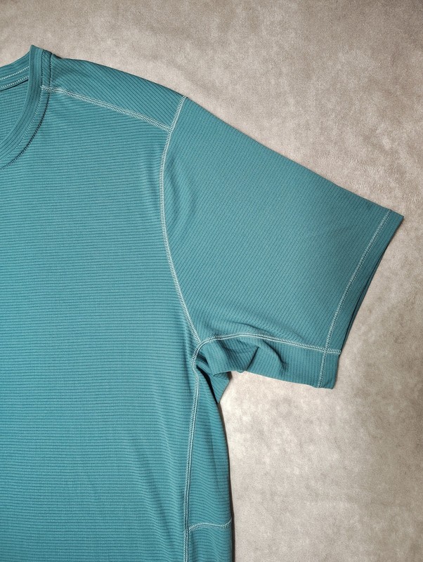 Patagonia T Shirt Mens M Aqua Blue Capilene Cool Lightweight Athletic Hiking Tee gallery