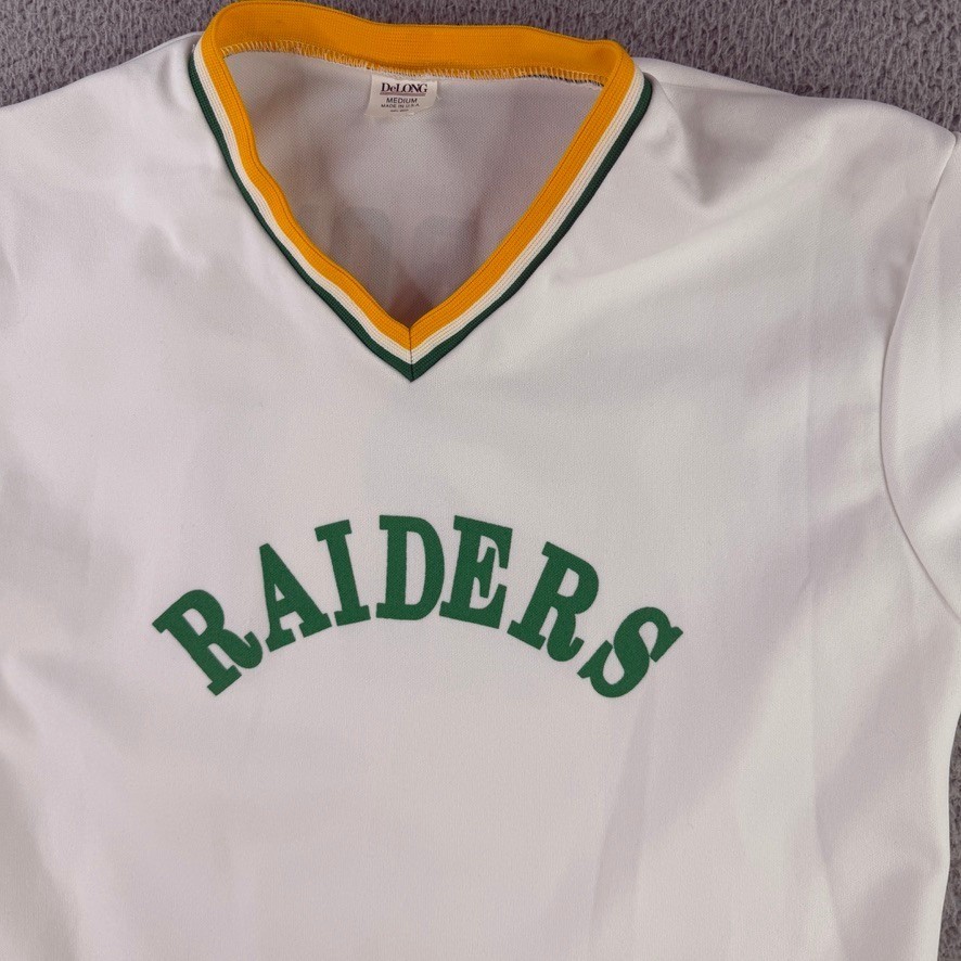 Vintage DeLONG Jersey Mens Medium White Raiders Crow 21 V-Neck Sport T-Shirt gallery