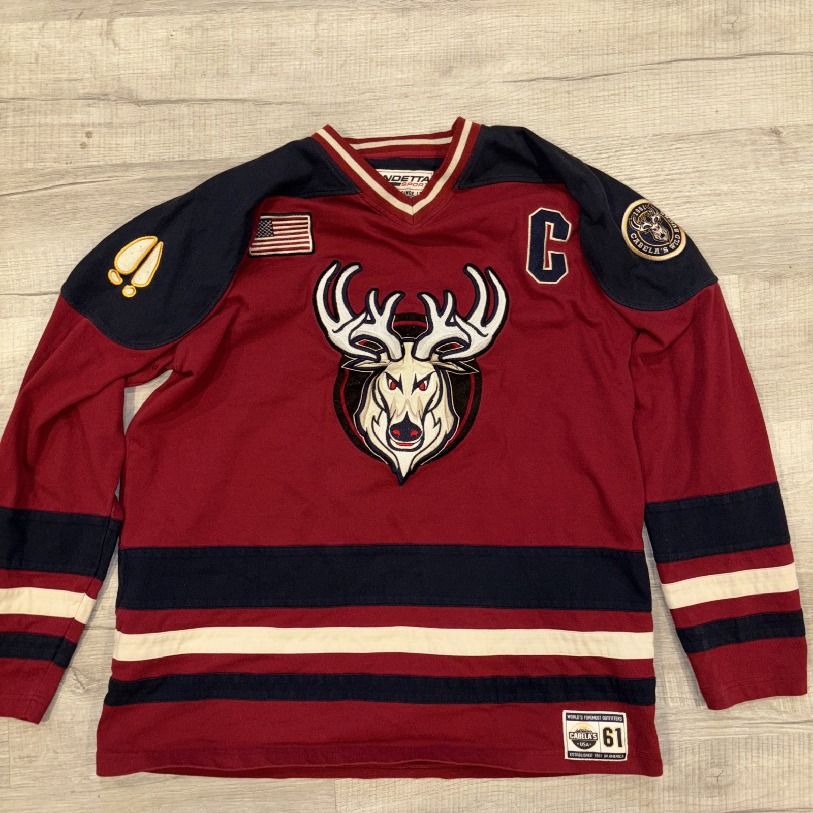 Cabela’s Wild Bucks Hockey Jersey Men’s XL Maroon Deer Buck 61 Sports Outdoors gallery