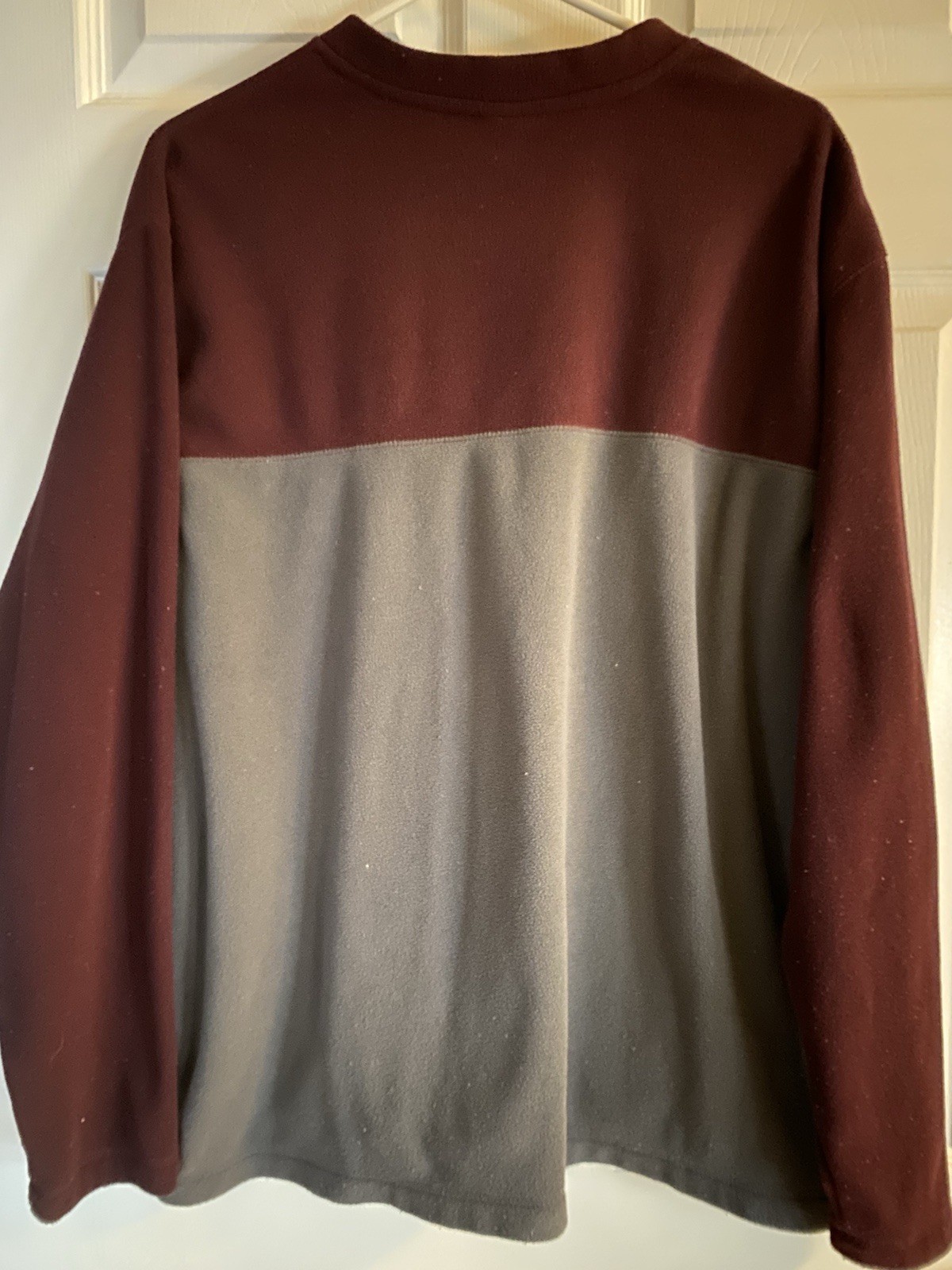 Old Navy Maroon & Gray Color Block, V-Neck, Long Sleeved Fleece, Logo, M gallery