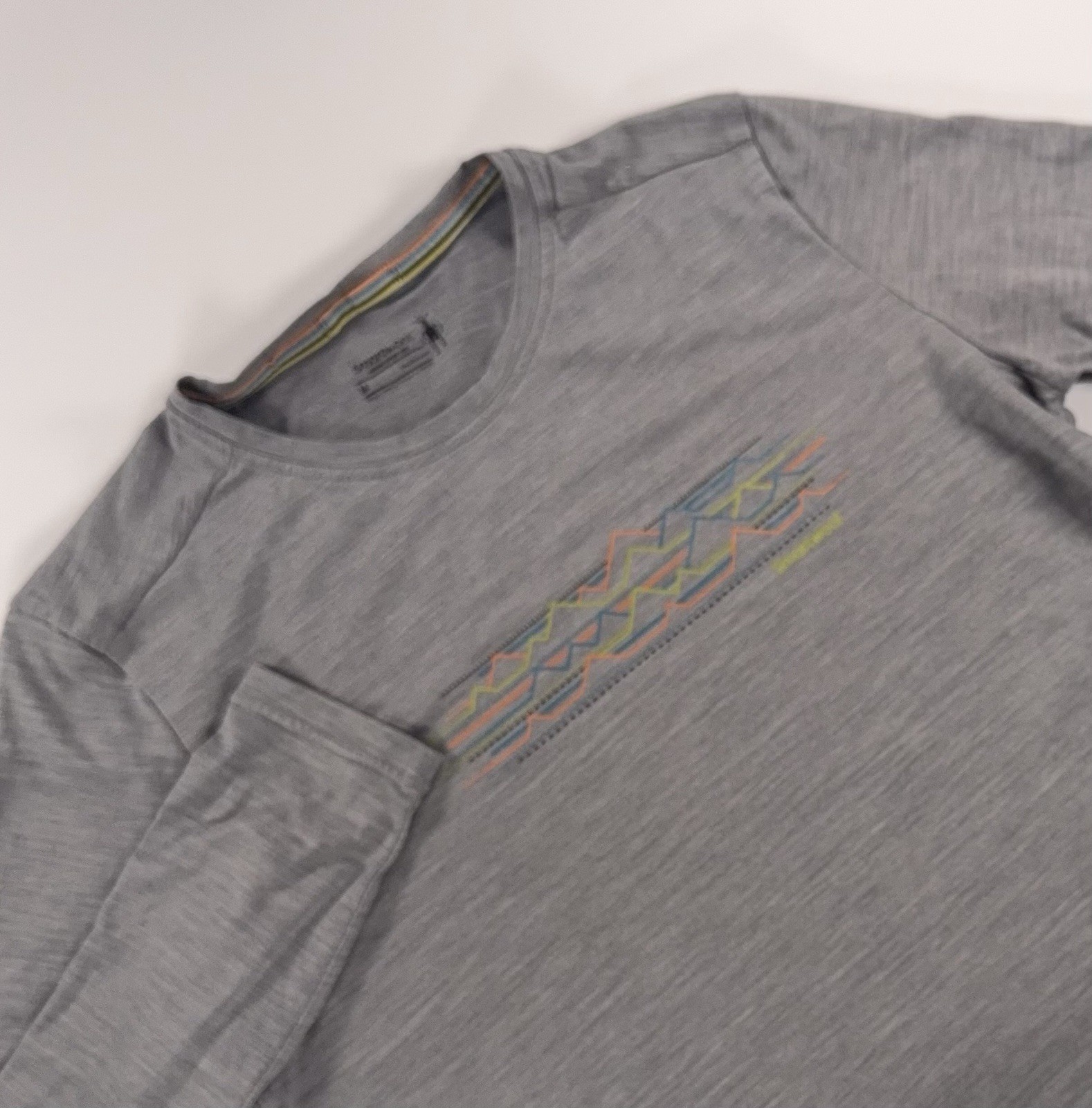 Smartwool Merino Sport 150 Mountain Terrain Gray Long Sleeve Men's Size Medium gallery