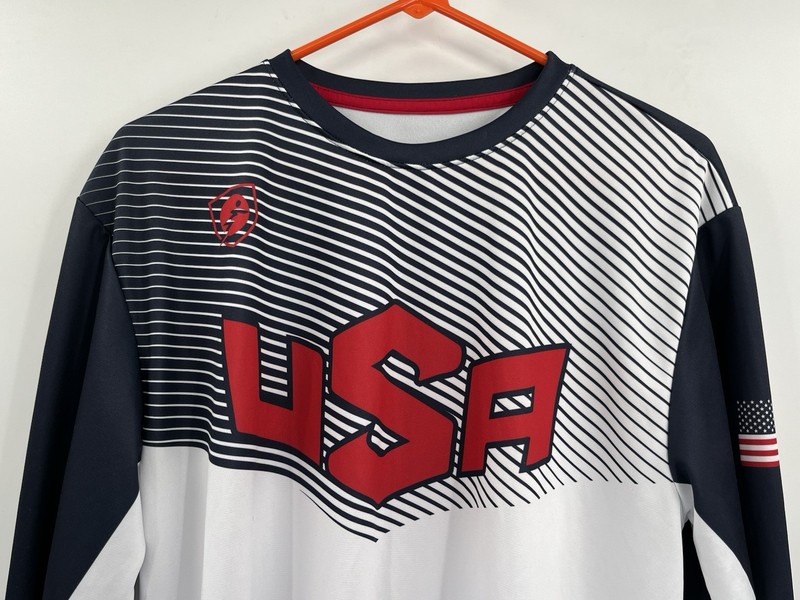 Siege Sports Men’s Compression Long Slv USA National Football Team Shirt Sz XL gallery