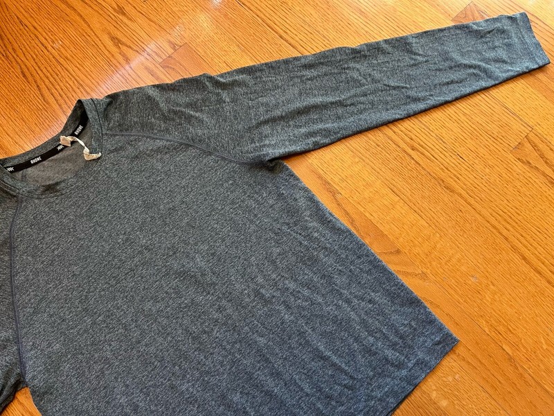 Rhone Shirt Mens Small Gray Versatility Tech Tee Long Sleeve Stretch Atheleisure gallery