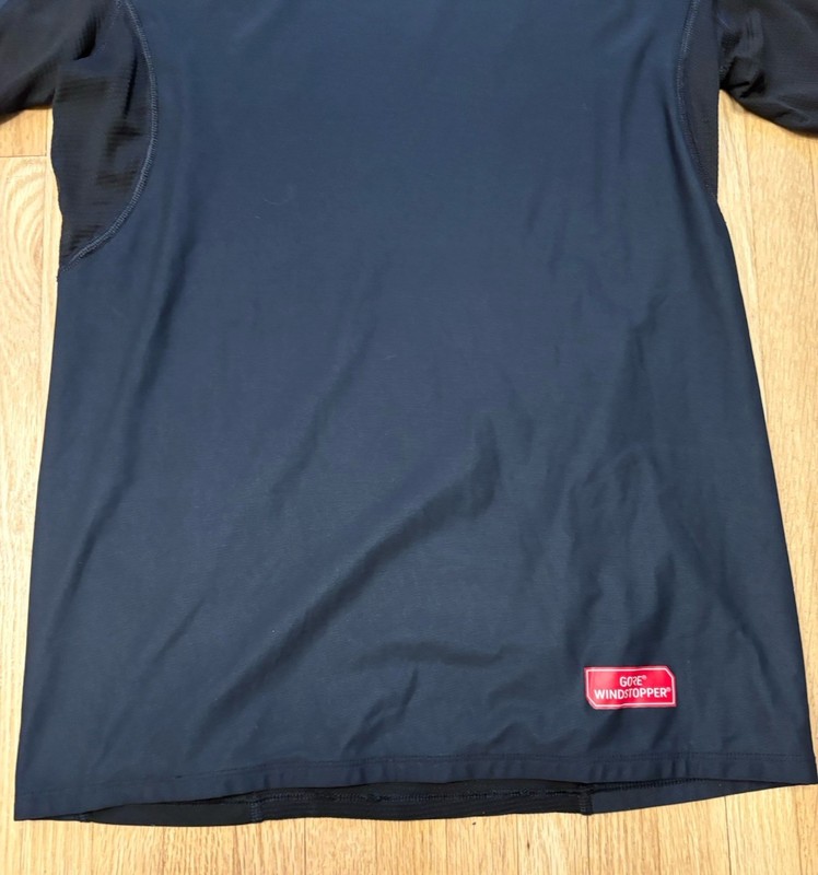 Gore Windstopper L1 Ventilation Base Layer Cycling Shirt – Men's Medium gallery
