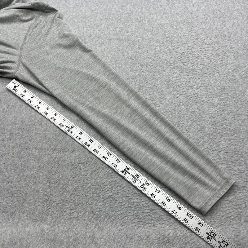 Vuori Ease Performance Half Zip 2.0 Pullover Mens Medium* Gray Activewear V221 gallery
