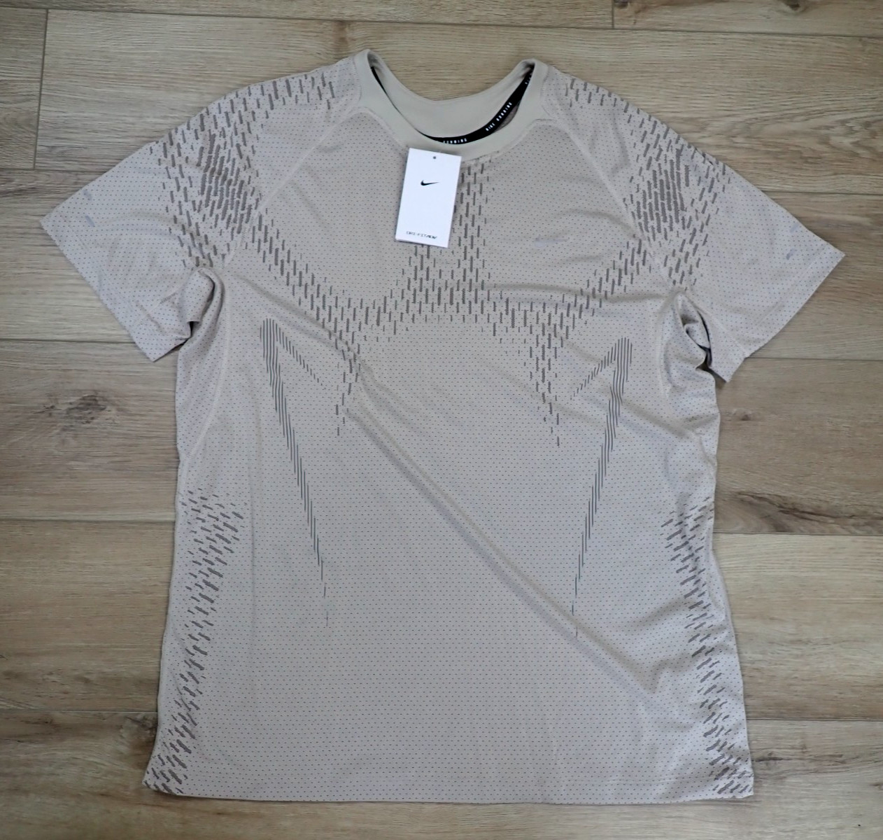 NEW NIKE MENS STRIDE PLUS DRI FIT ADV RUNNING SHIRT LARGE GYM RUN WORKOUT L gallery