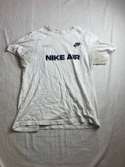 Nike Air T-Shirt Mens Medium White Swoosh Athleisure Short Sleeve Athleisure