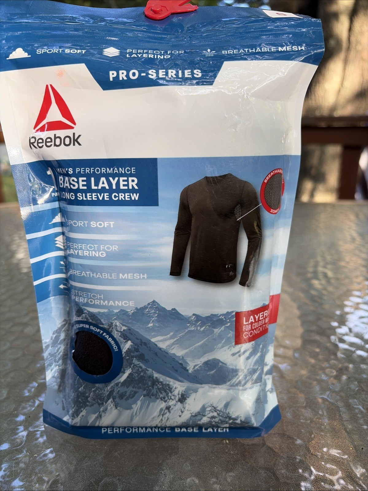 Reebok Men's Performance Base Layer Long Sleeve Crew Top, Black, Size S (34-36) gallery