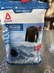 Reebok Men’s Performance Base Layer Long Sleeve Crew Top, Black, Size S (34-36)