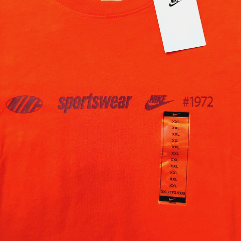 NWT 2XL Nike Bright Orange Athleisure Vintage Graphic Active Gym Workout Tee NEW gallery