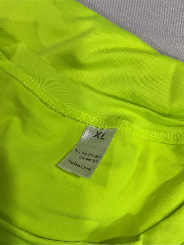 Men’s Athletic Workout Short Sleeve Fluorescent Green Tshirt Size XL Runs Small gallery