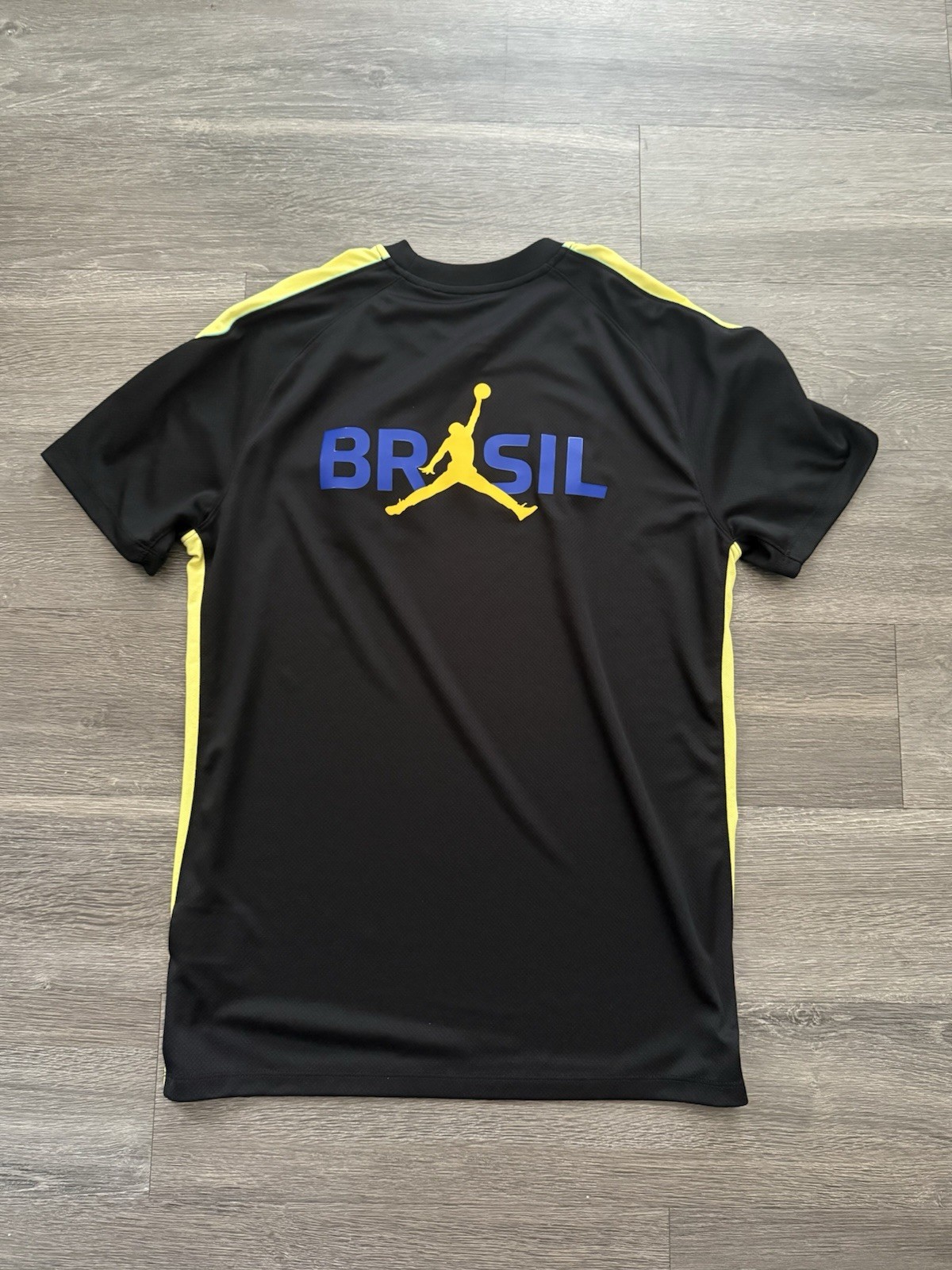 Jordan Dri-FIT Brasil Strike Soccer Shirt Black/Yellow Short Sleeve M RARE OOS gallery
