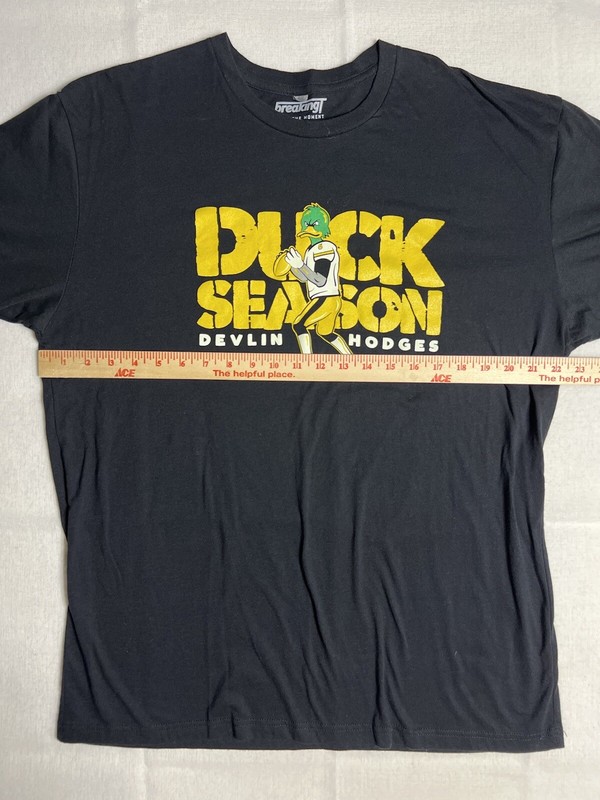 Lainey Wilson Duck Season Devlin Hodges Men's Black T- Shirt No Size Tag gallery
