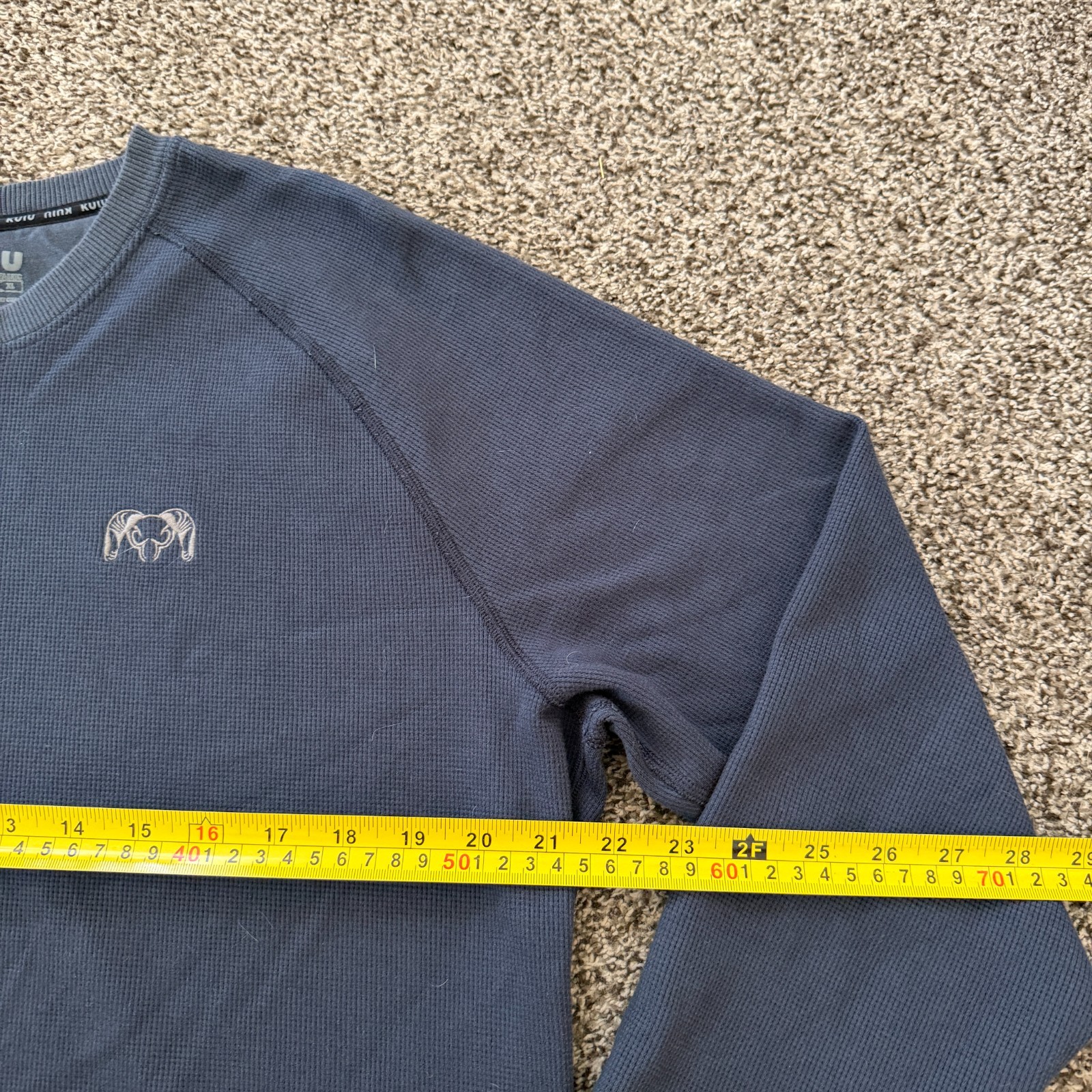 KUIU Waffle Knit Thermal Long Sleeve Shirt Men's XL Navy Blue Hunting Base Layer gallery