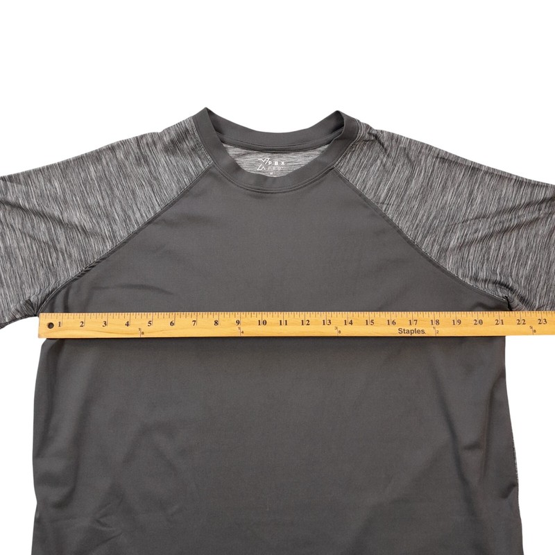 X PRO athletic t-shirt Men's Medium color block/short sleeves/vent rib gallery
