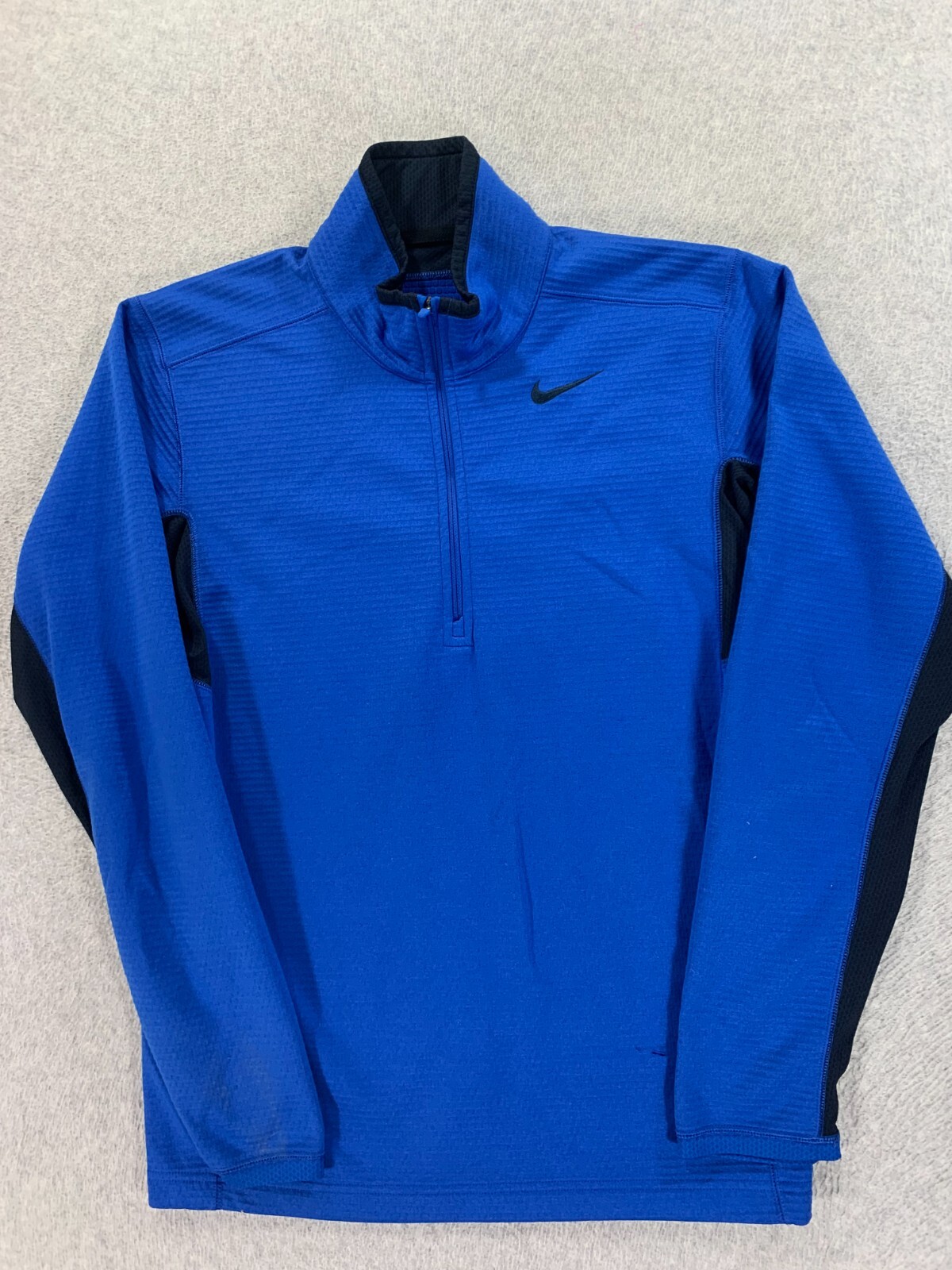 Nike Therma Fit Half Zip Athletic Pullover Shirt (Men's Small) Blue gallery