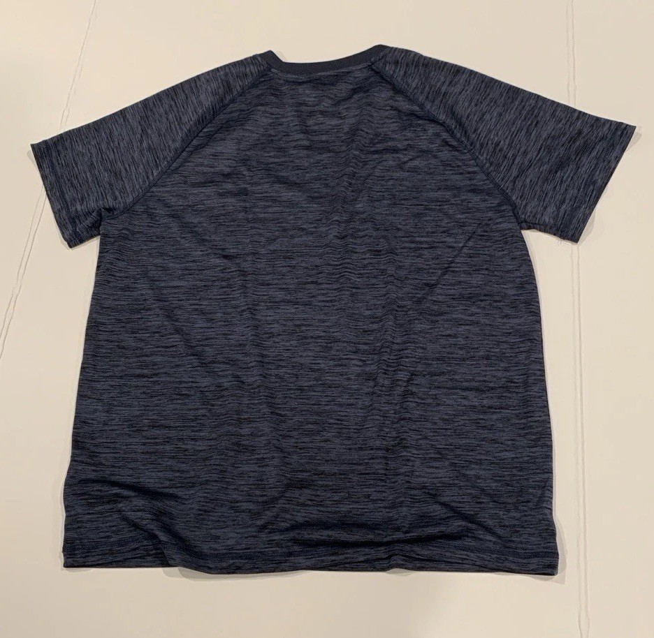 Bass Performance Athletic Short Sleeve T-Shirt Men’s Medium Black and Blue gallery