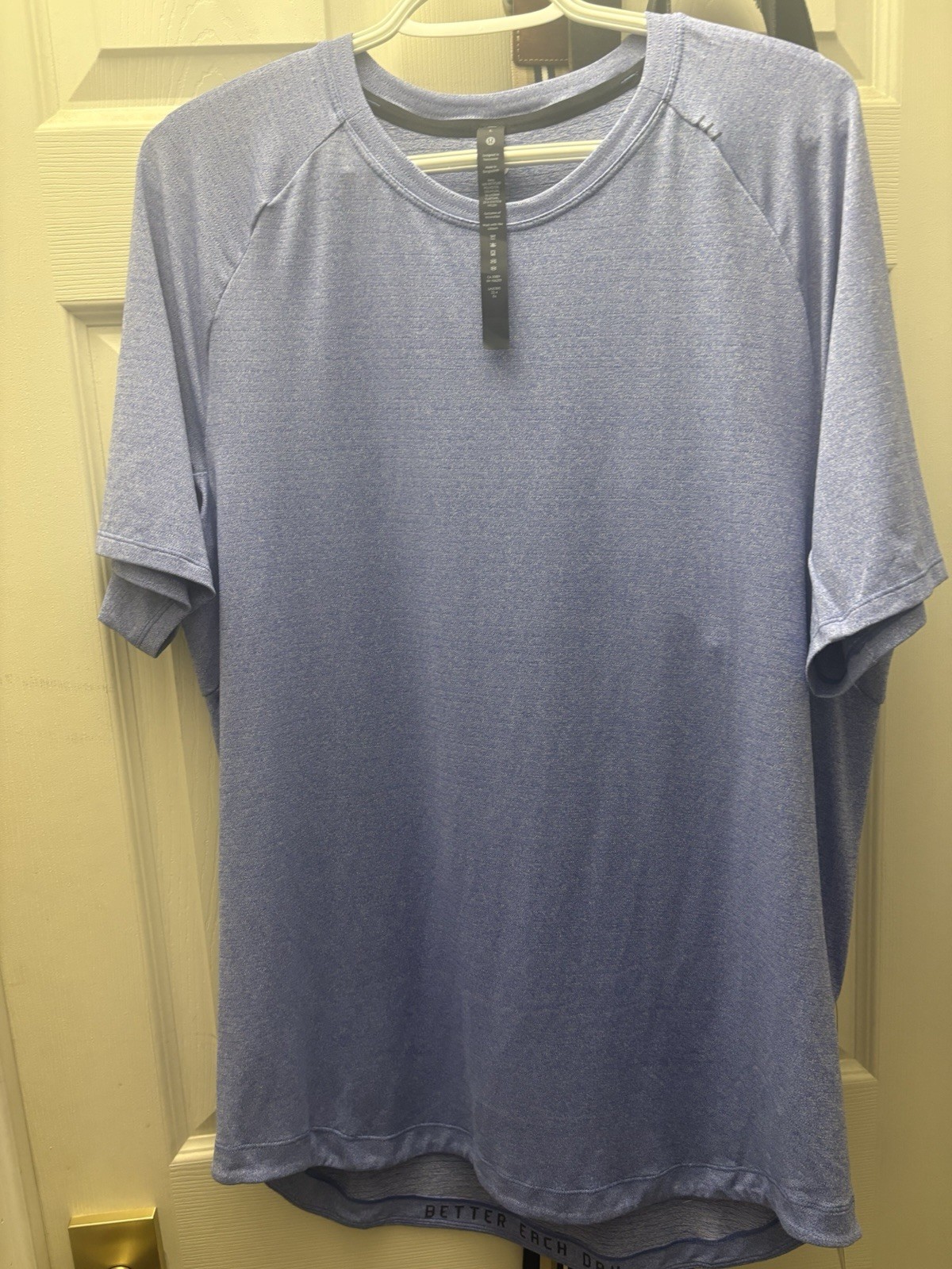 NWT Men’s Lululemon Drysense Short-Sleeve Shirt Large gallery