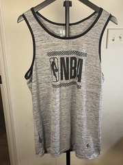NBA Basketball Logo Tank Top Mens Medium Gray Black Activewear Sleeveless Shirt