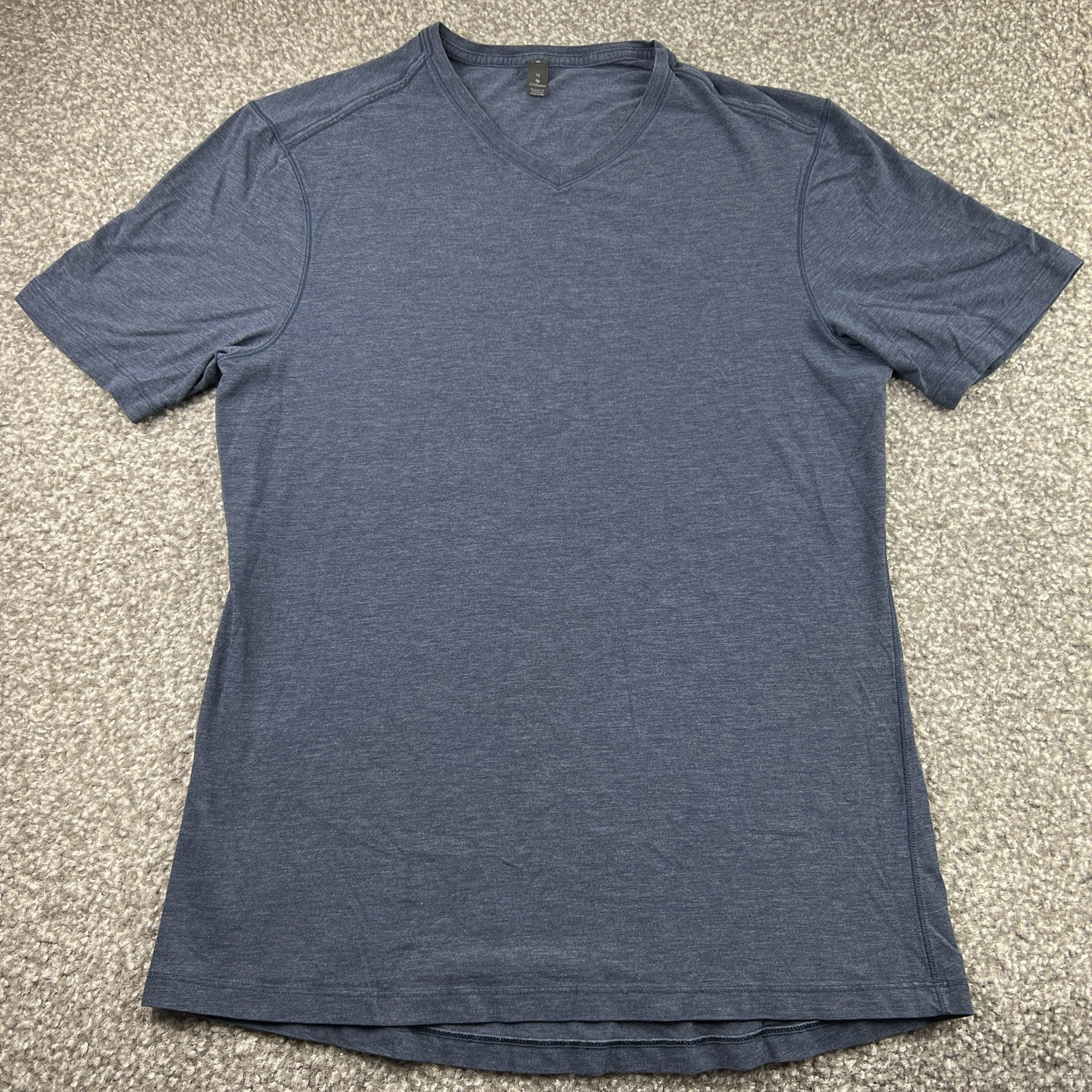 Lululemon Shirt Mens Medium Blue V Neck Fundemental Tee Sleeve Performance Adult gallery