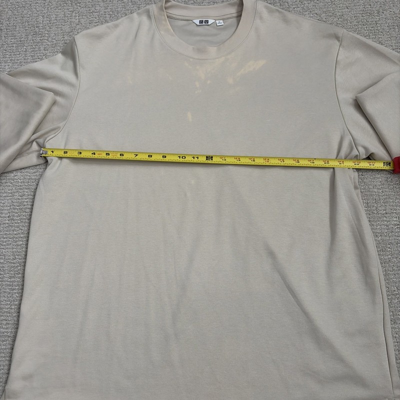 Uniqlo Japan Cream Long Sleeve Crewneck Athletic Shirt Sports Men Sz XL airism gallery