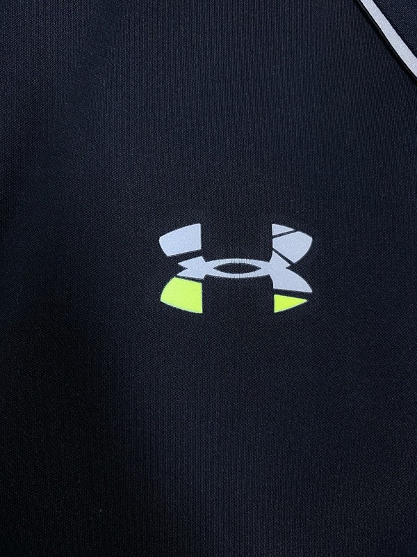 Under Armour Sweatshirt Mens Medium Black 1/4 Zip Performance Run Thin Pullover gallery