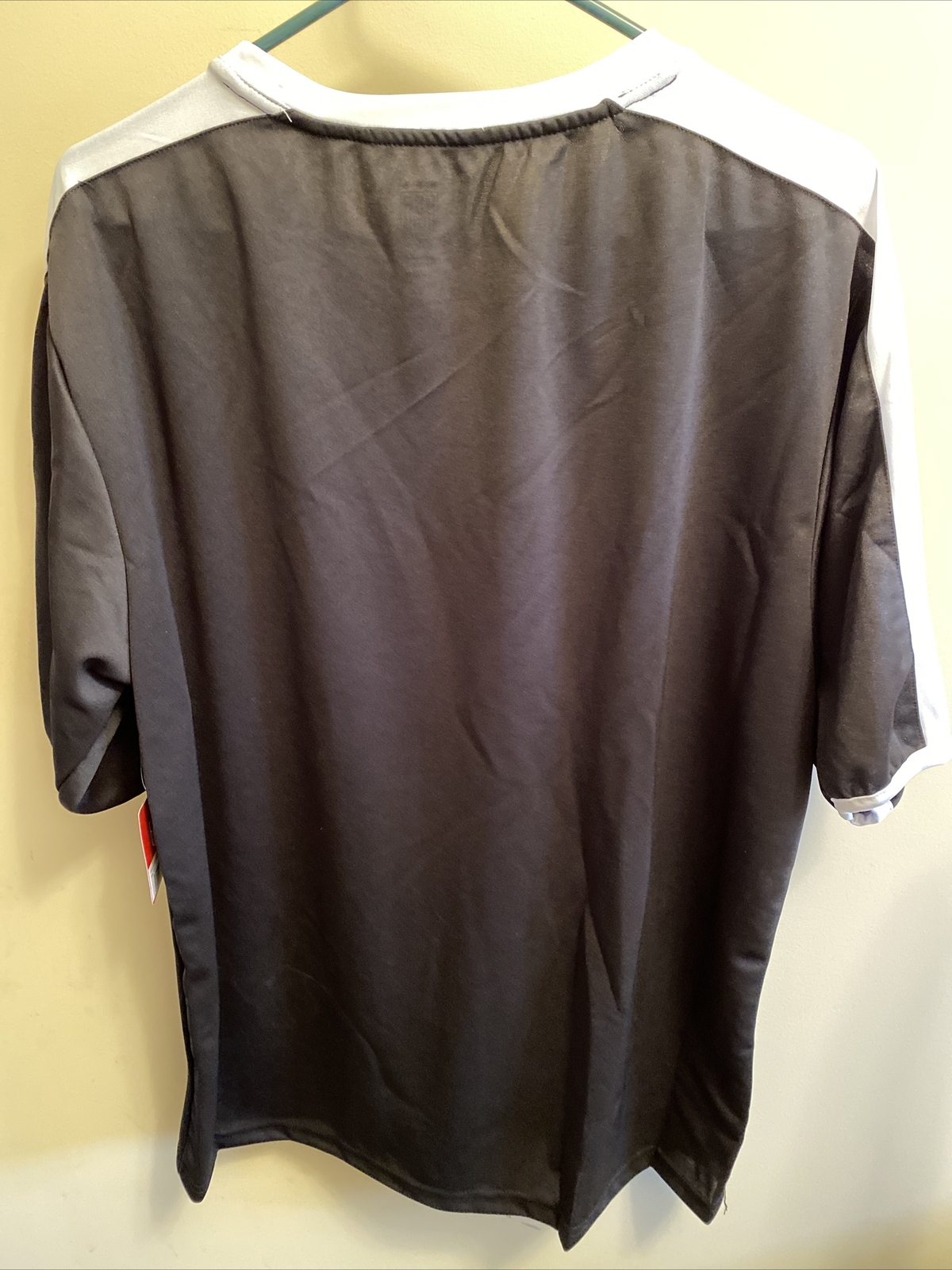 NWT Men’s USA pullover top size XXL gallery