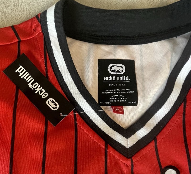 Ecko unlimited 72 Pullover Baseball Jersey. Red Black Size XL Stitching Premium gallery