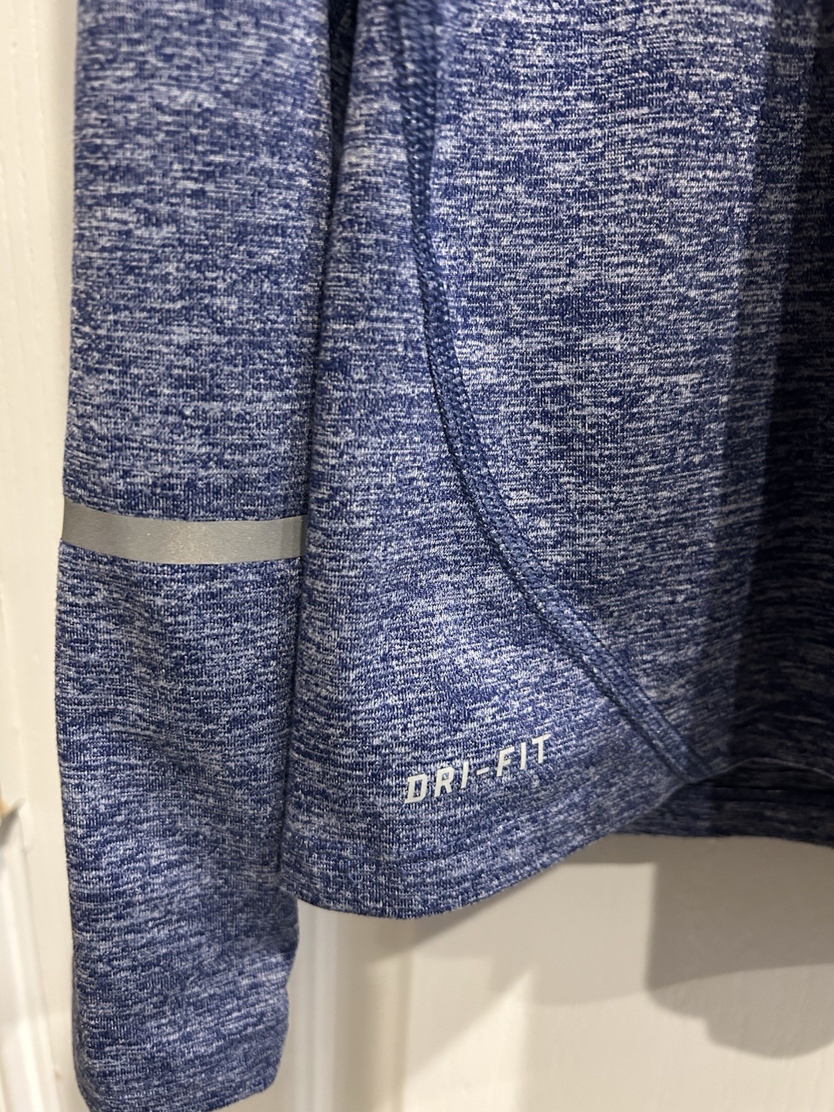 Nike Running Mens Dri-Fit Size XL Long Sleeve with Thumb Holes gallery