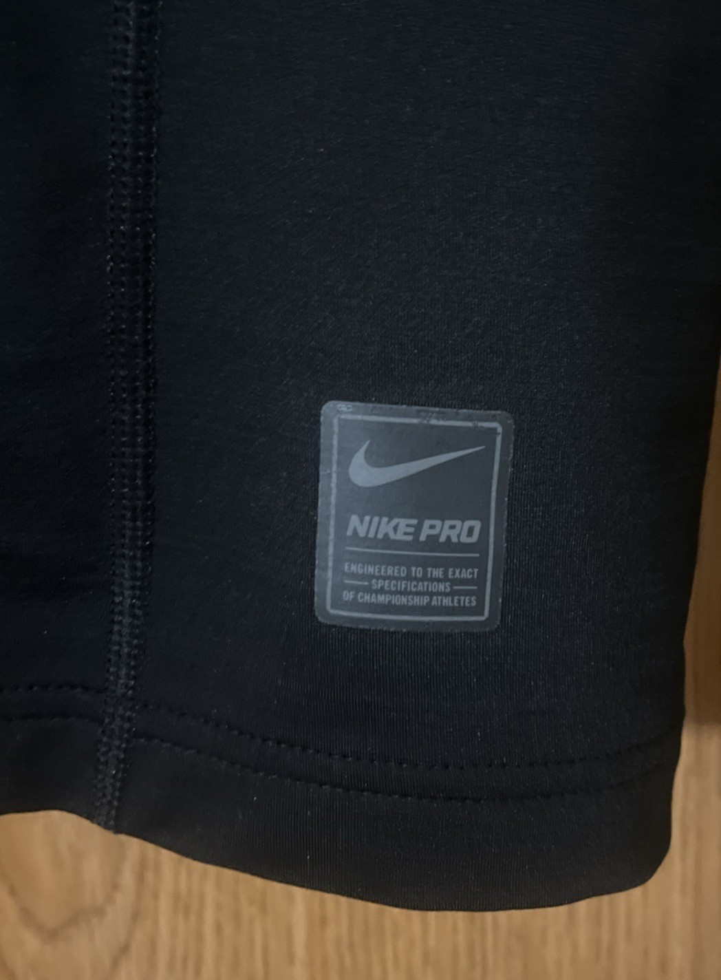 Nike Pro Dri Fit Fitted 1/4 Zip Pullover Mens Size M Black Polyester Spandex LS gallery