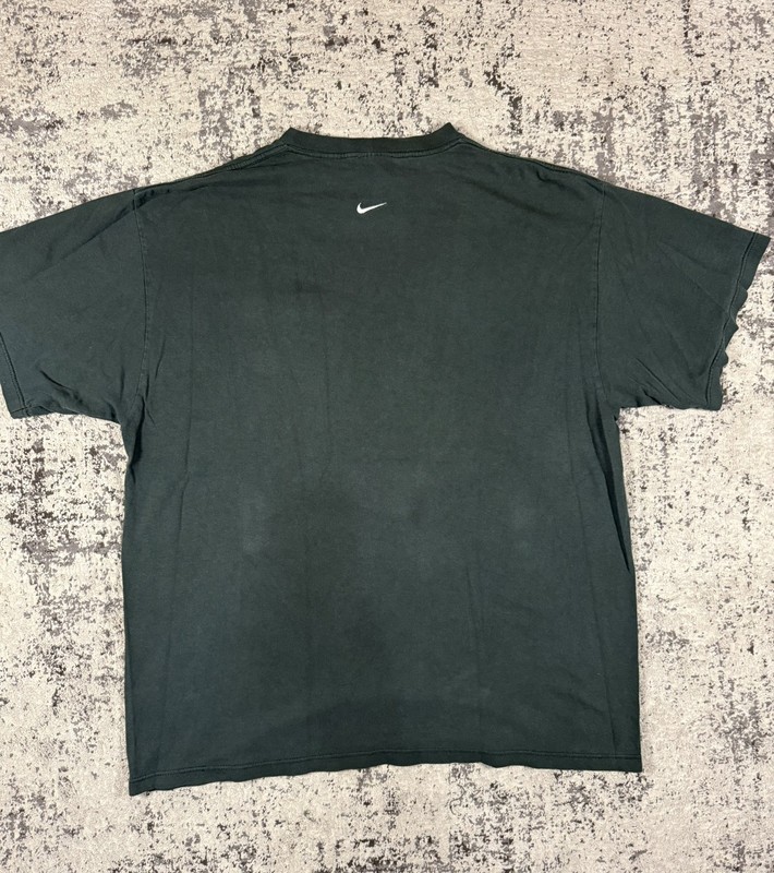 Nike Mens Large Green T Shirt Red Swoosh Faded Vintage Style Short Sleeve Cotton gallery