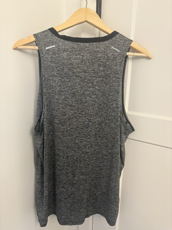 Nike Rise 365 Dri-Fit Running Tank Top CZ9179-011 Men's Black Heather Size L gallery
