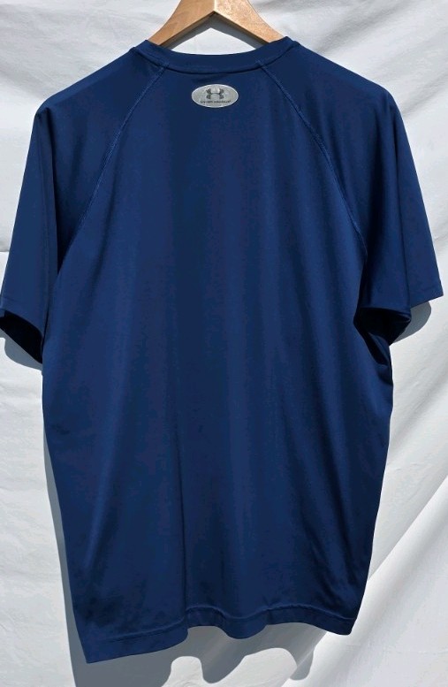Under Armor Size L Navy Blue Short Sleeve Performance Tee gallery