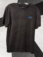 Under Armour Camouflage V-Neck Short Sleeve L/C/L/S Small