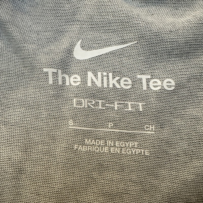 Nike Dri-Fit Activewear Sport T-shirt Men’s Size S Grey New gallery