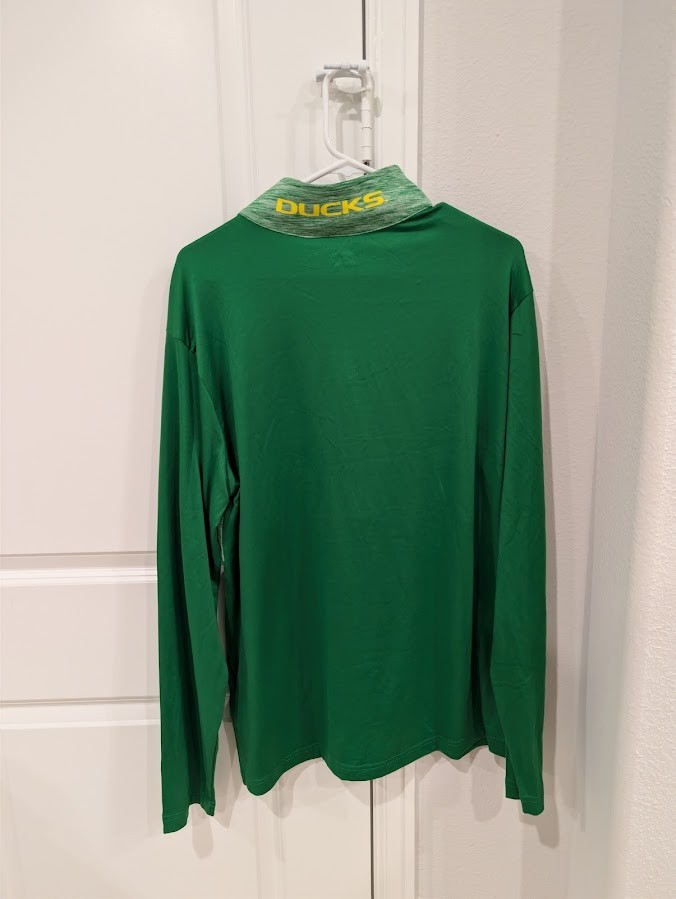 Captivating Men's Oregon Ducks 1/4 Zip Pullover puddles Large L gallery