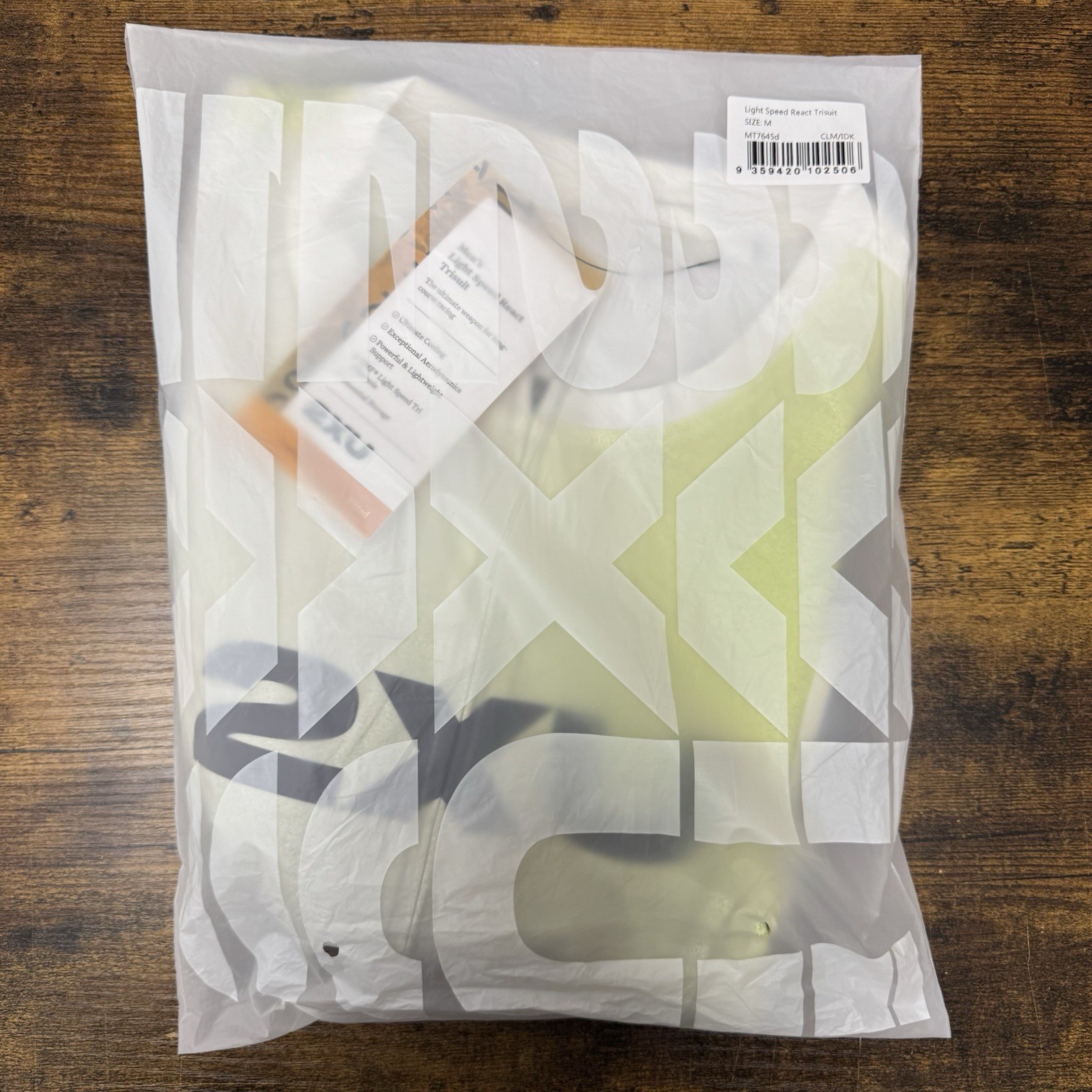 2XU Men’s Light Speed React Trisuit Size Medium In Matcha/Indian Ink - MSRP $300 gallery