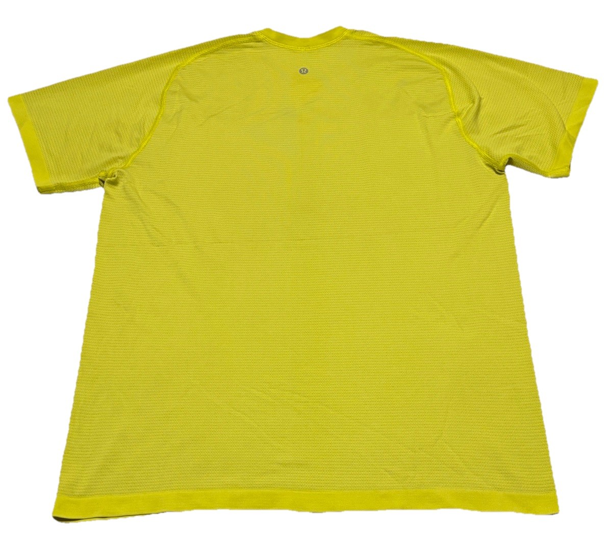 Lululemon Metal Vent Tech Short Sleeve Yellow T-Shirt 2.0 Mens Size Large Shirt gallery