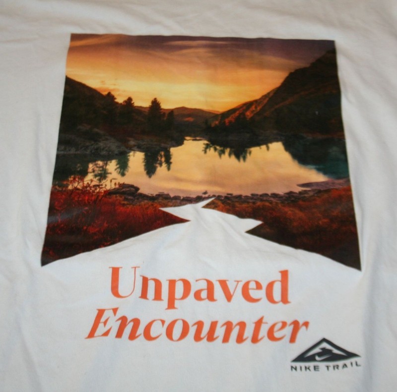 Nike Trail Unpaved Encounter Graphic Tee Mens L White Dri-FIT Hiking Running gallery