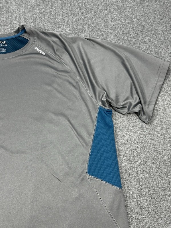 Reebok Athletic Performance T-Shirt Gray Blue XXL Polyester Activewear gallery