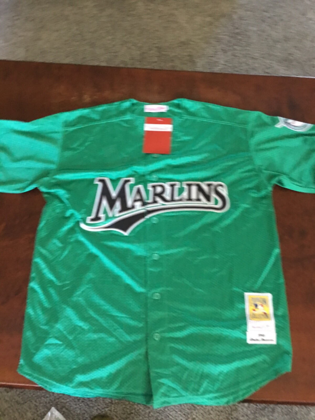 NWT New Andrea Dawson jersey sz large MLB Florida Marlins gallery