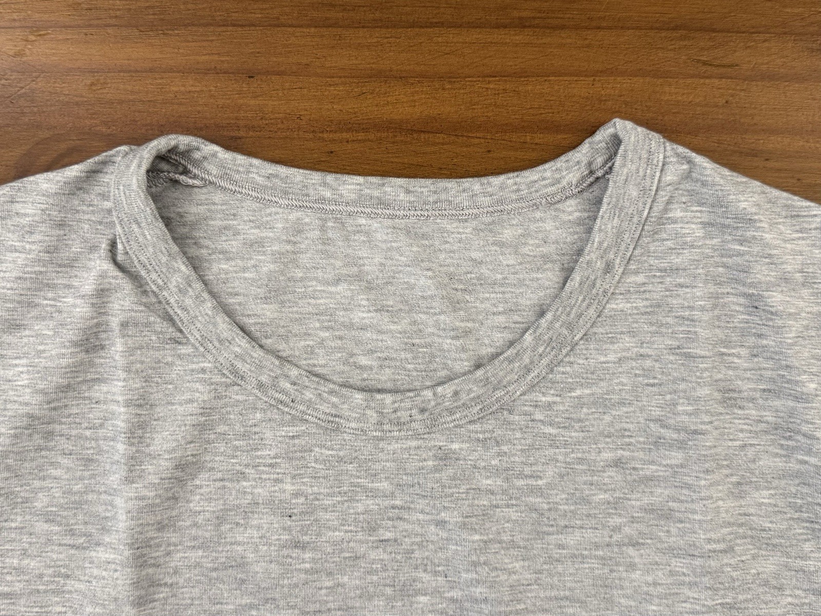 Lululemon Performance Shirt Men's Small Gray Long Sleeve Crew gallery