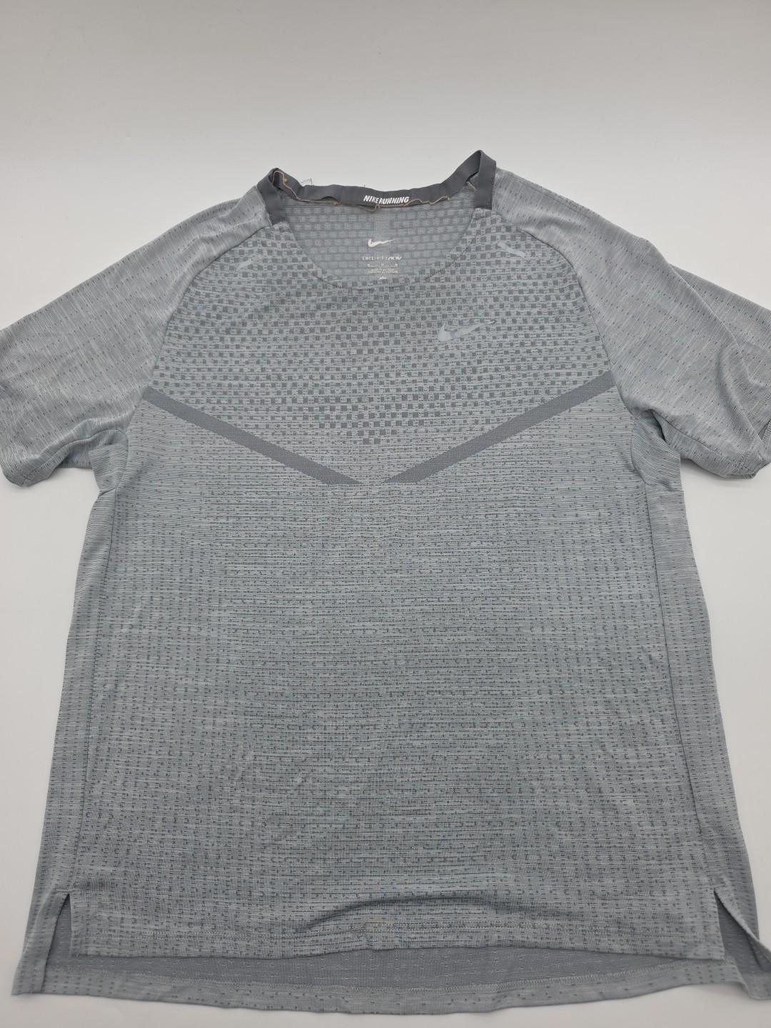 Nike Running T-Shirt Men Medium Gray Swoosh Logo.#43166 gallery